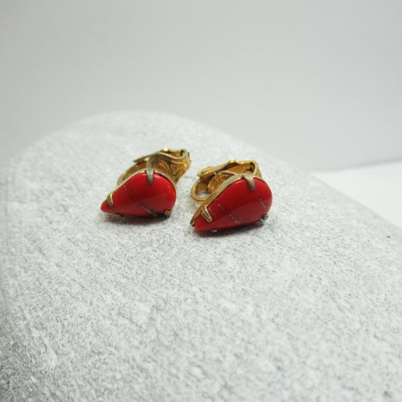 Vintage Red Teardrop Earrings - Picture 3 of 10
